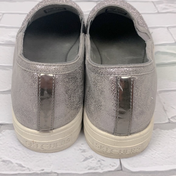 Skechers Street Air Cushioned Foam shoes sneakers Silver stud metallic Slip on - Picture 6 of 12